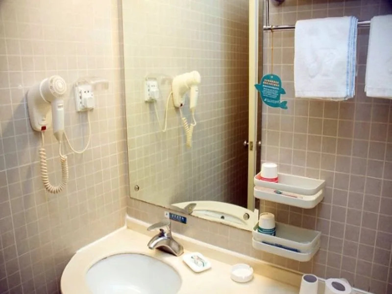 Jinjiang Inn Ningbo Tianyi Square East Zhongshan Road Branch