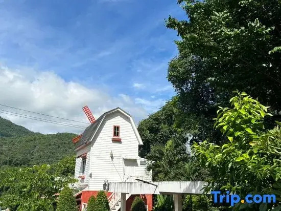 Suriyan Villa