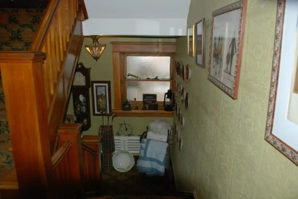 McGees Inn