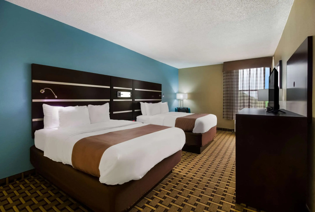 Quality Inn Houston East I-10