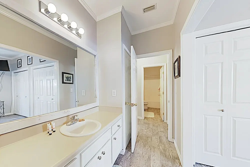 New Listing! Chic West Beach W/ Pool 2 Bedroom Condo