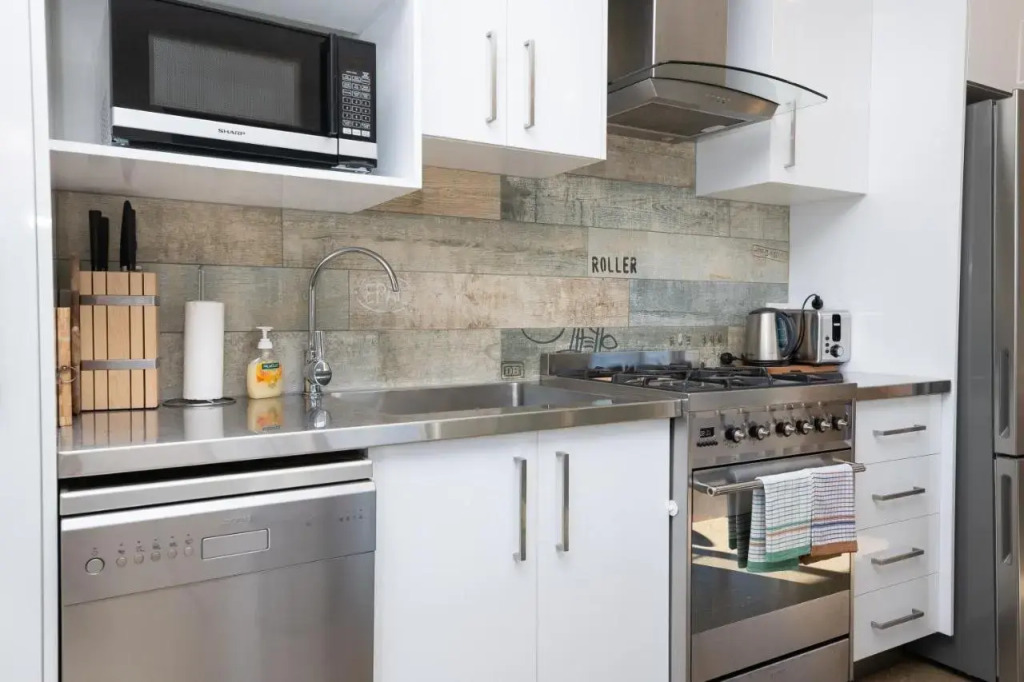 The Endsleigh -1 Bedroom Villa, Free Wifi, Near CBD