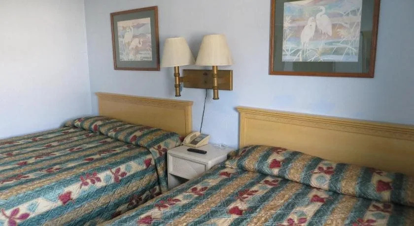 Skyway Motel