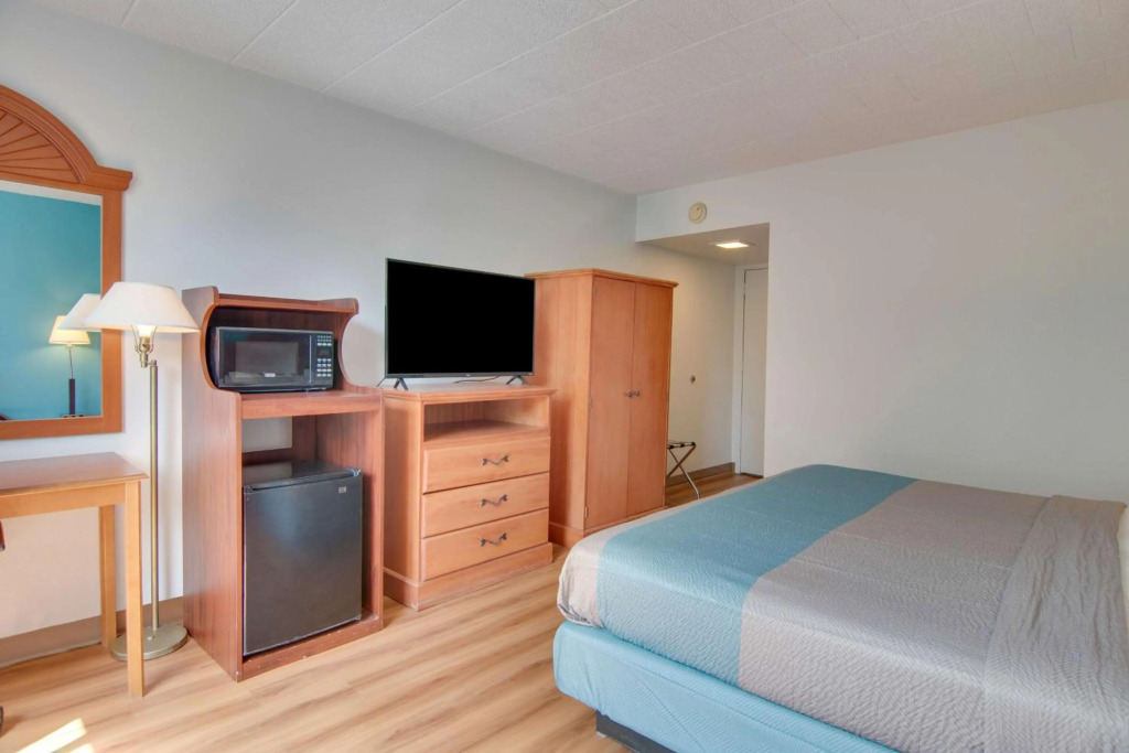 Motel 6-Clarion, PA