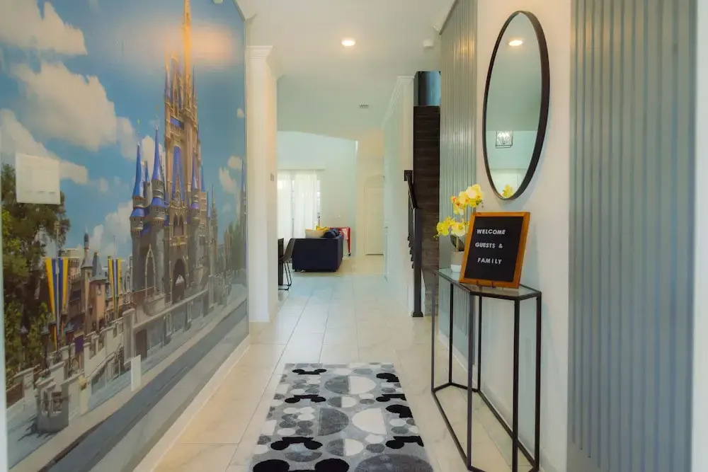 Fantasy Stay in 5 bed at Storey Lake