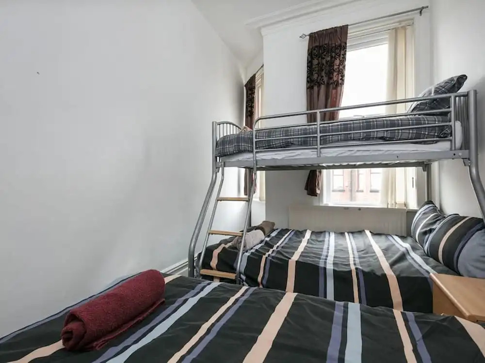 6 Bedroom Chorlton Townhouse
