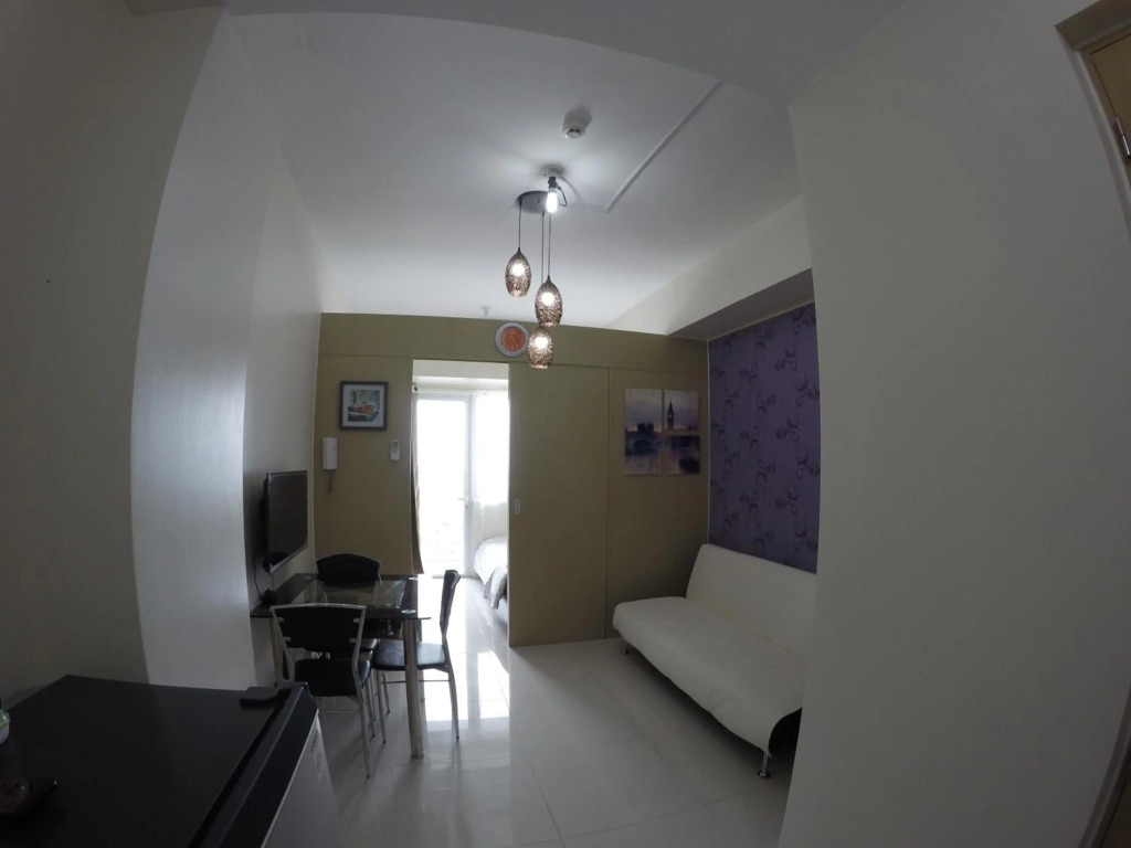 Wind Residence Condo - Tagaytay by jaderooms