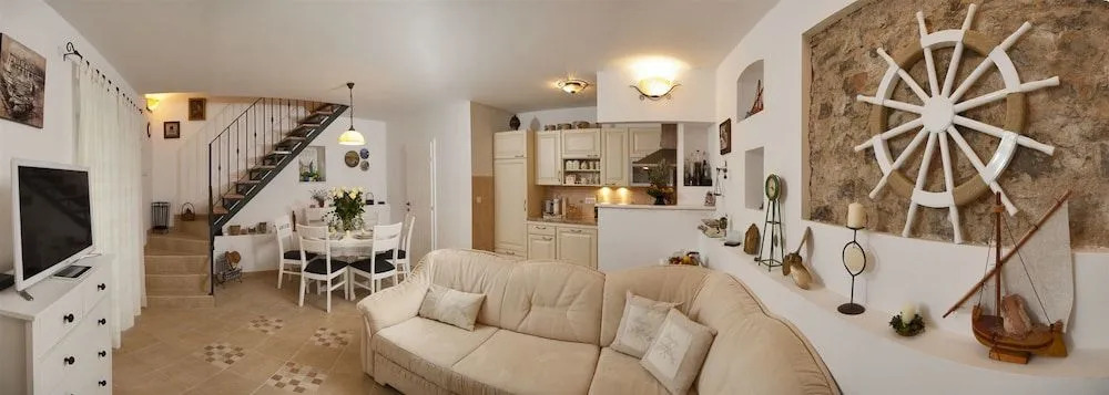 Villa Romantic
