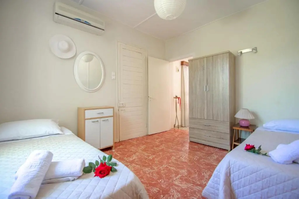 Doras Beach Bungalow B by "elite"