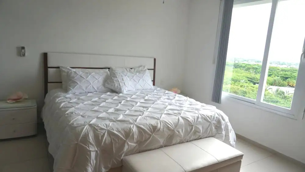 CARIBE Beachfront 2 BDR- Incredible Oceanview