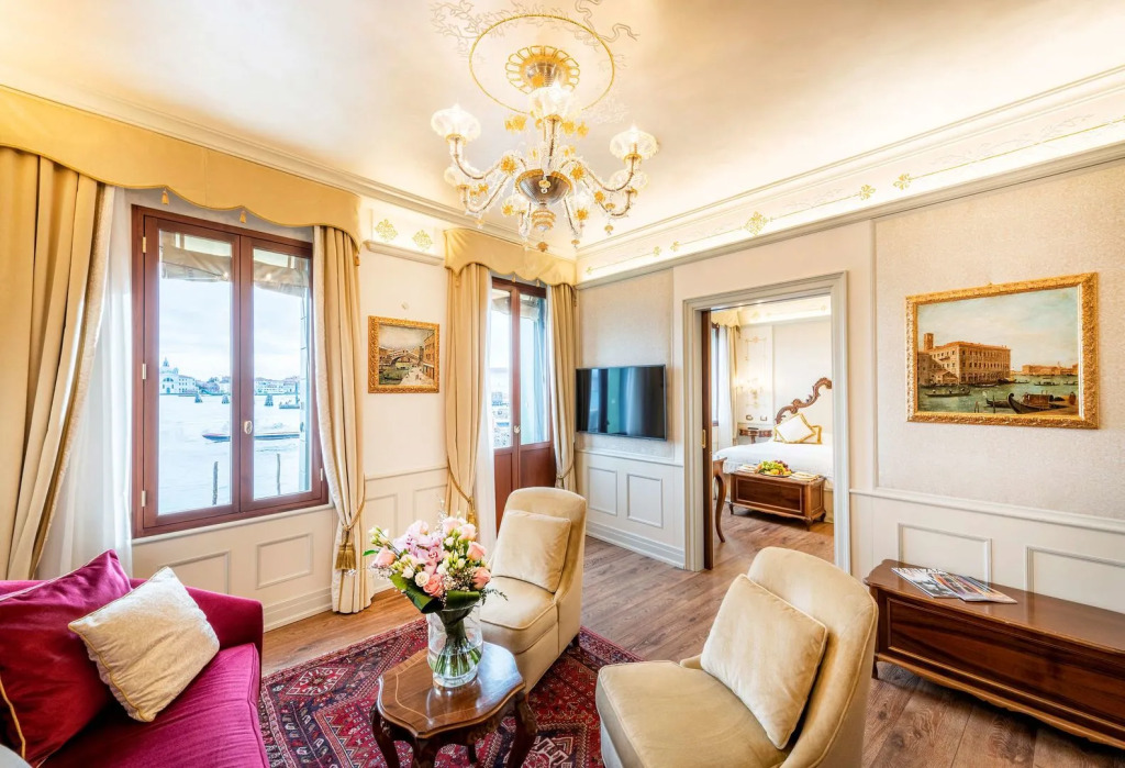 Отель Monaco & Grand Canal