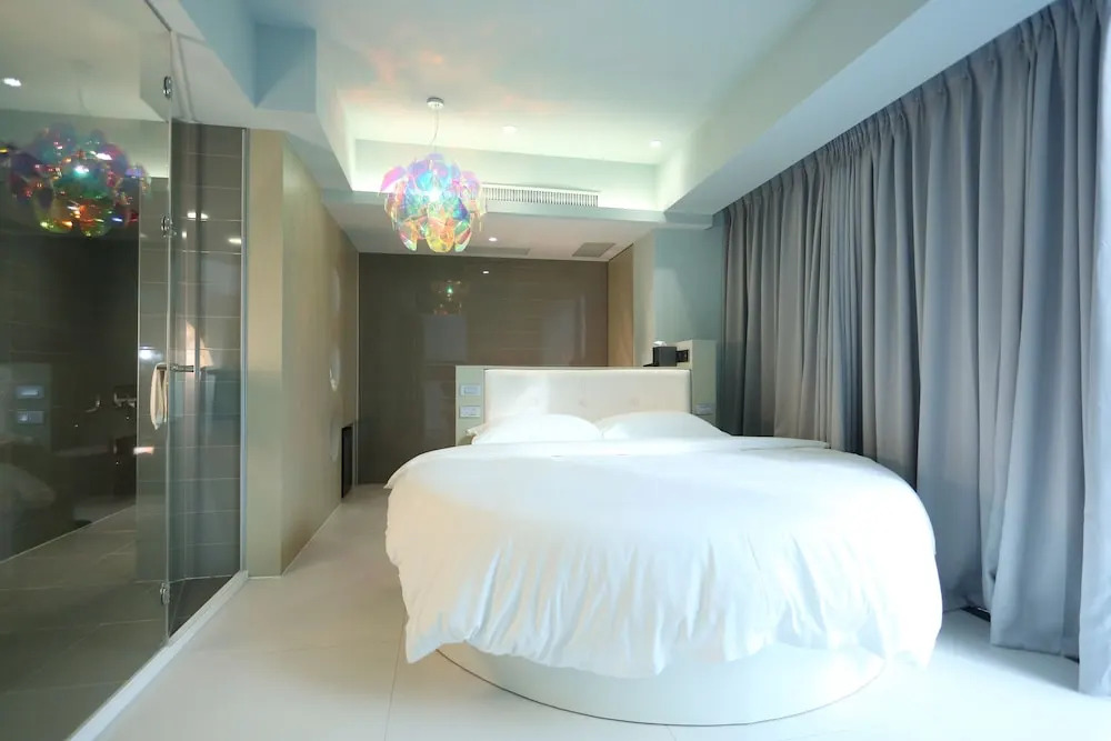 The Fantasy Apartment