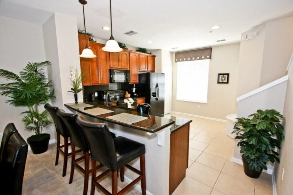 Ravis Retreat Townhouse at Vista Cay Resort