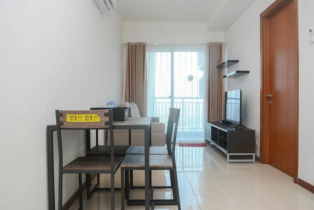 Chic And Cozy 1Br Apartment At Green Bay Condominium