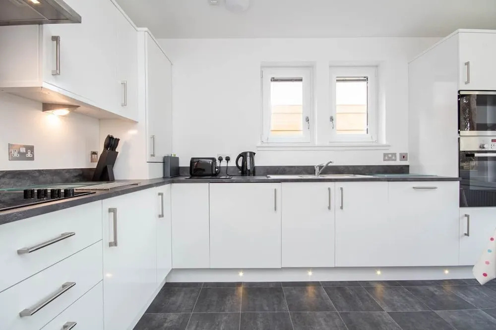 Inverness City Suites - Hedgefield