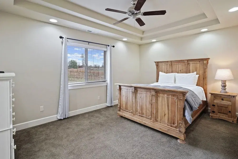 Geary Getaway 3 Bedroom Home by RedAwning
