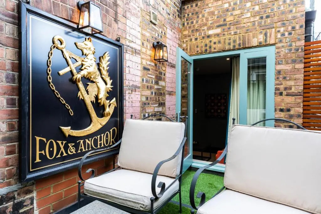 Fox and Anchor