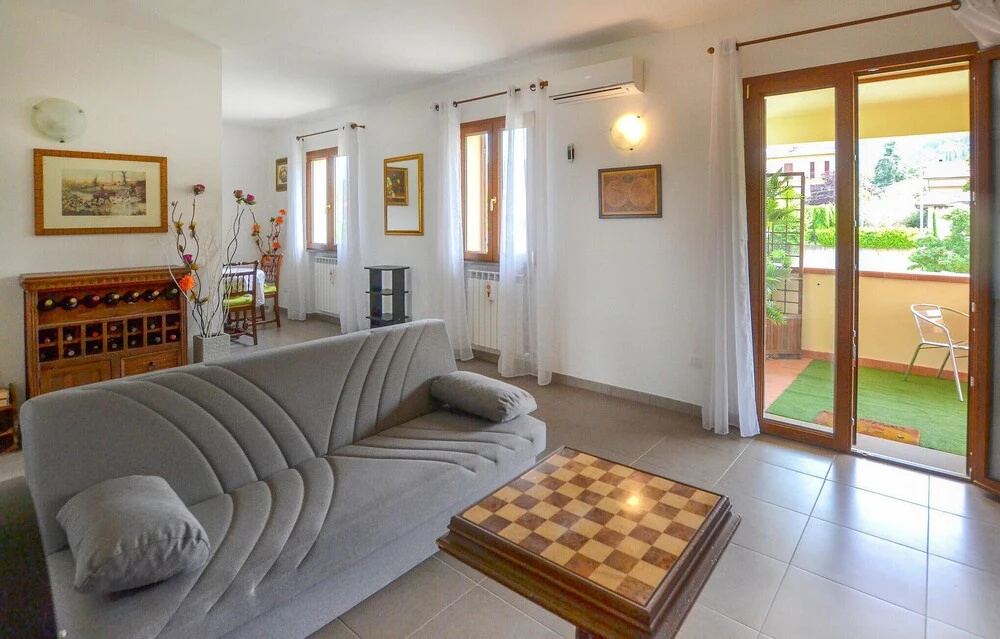 Beautiful Home in Castiglion Fiorentino With 2 Bedrooms, Wifi and Outdoor Swimming Pool