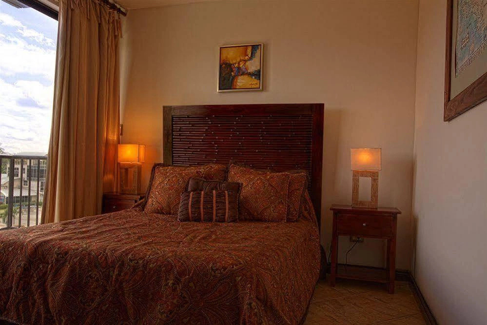 El Paso de las Lapas Hotel