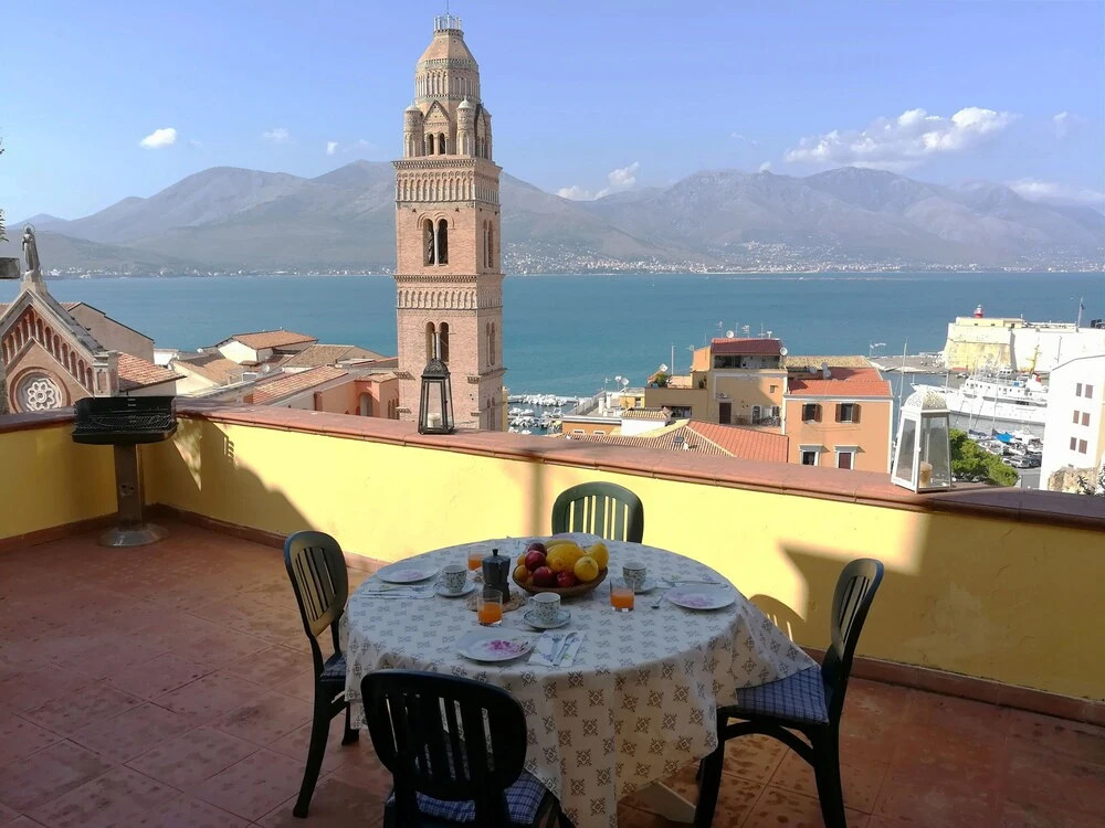 Sea view appartment for 6 person