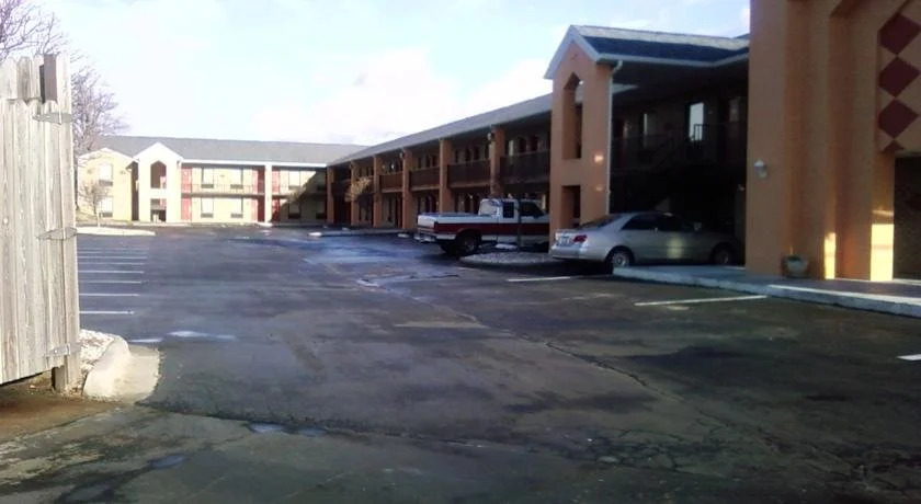 Economy Inn Express