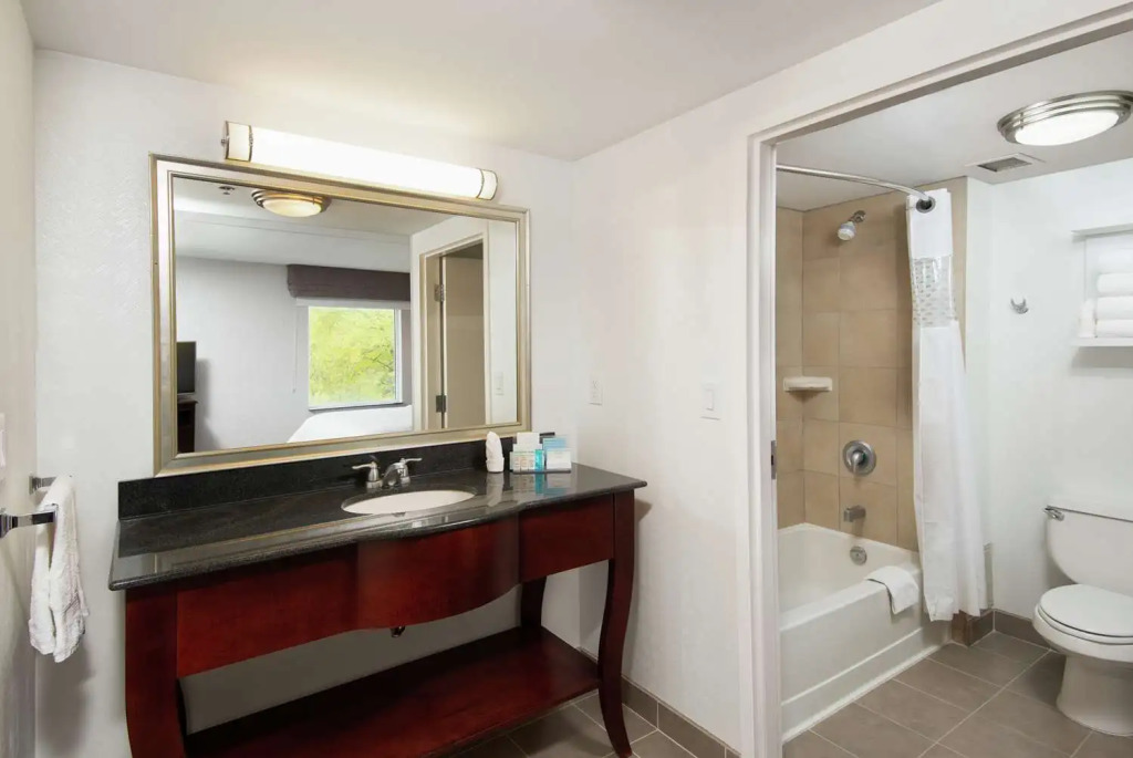 Hampton Inn & Suites by Hilton Barrie