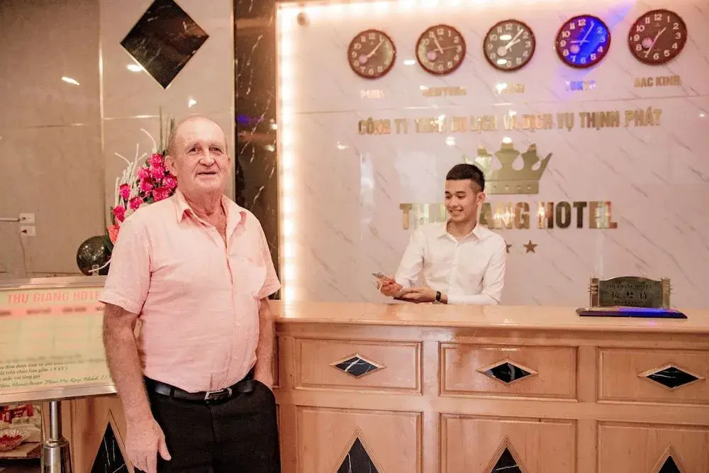 OYO 1143 Thu Giang Hotel