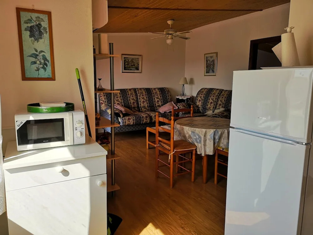 House With 2 Bedrooms in El Chaparral, With Wonderful sea View, Privat