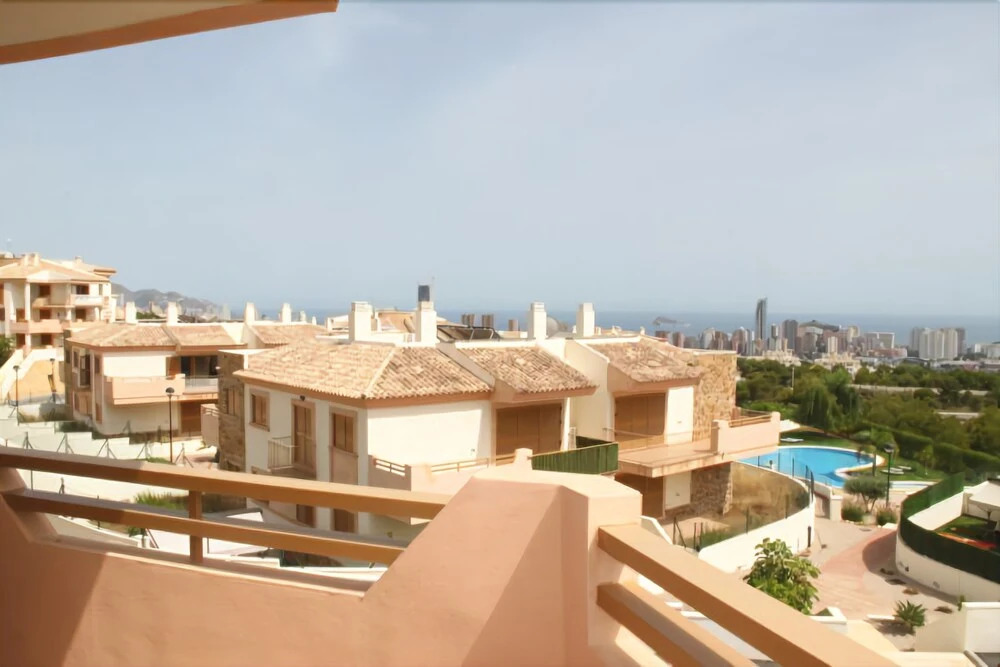 Cerezos Apartment