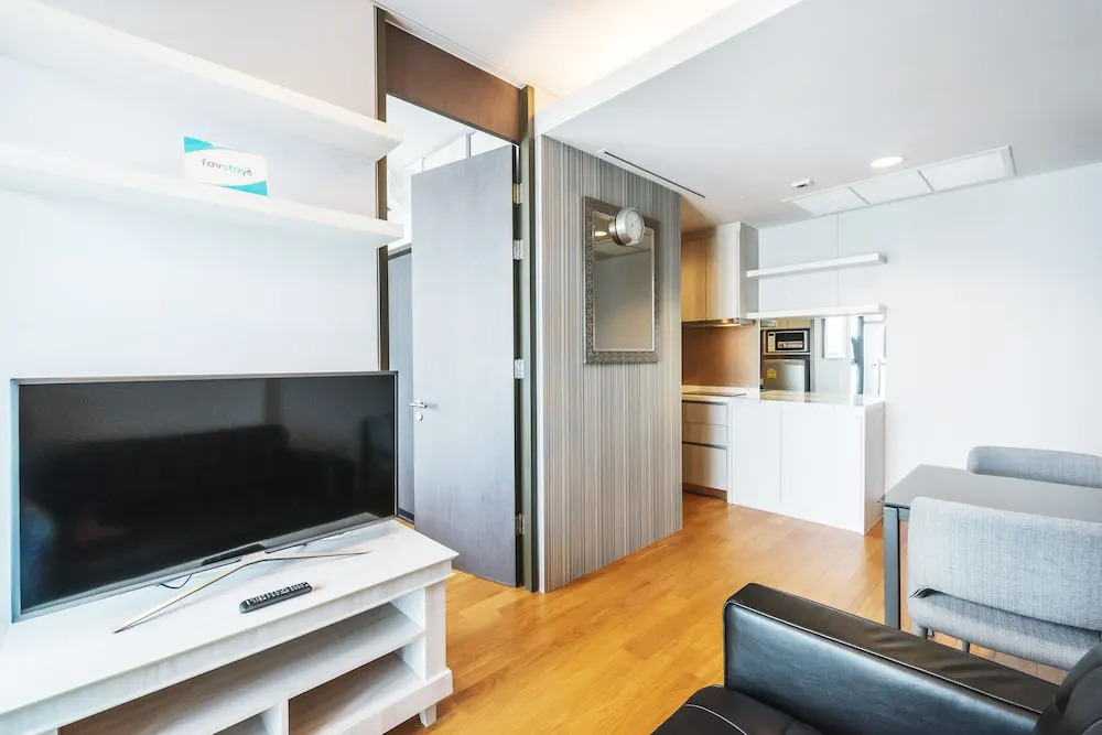 The Lumpini 24 By Favstay