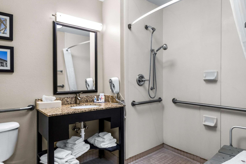 Comfort Inn Evansville East
