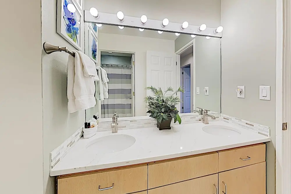 Refined 3BR Golf Resort Condo 3 Bedrooms 2 Bathrooms Condo