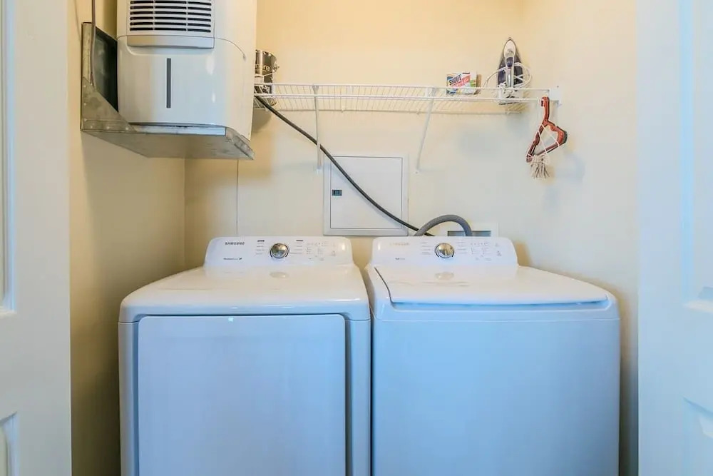 Spacious Beachview End Unit in Legacy Tower 1 -1101 - 3 Bedroom 3 Bath Condo