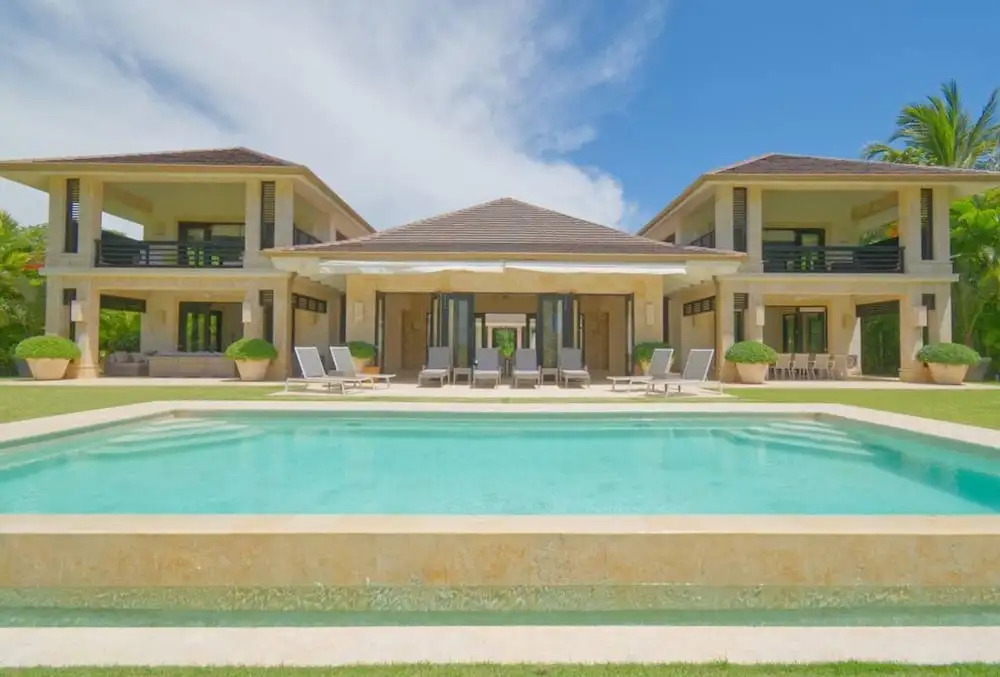 Dramatic Luxury Villa With Golf and Ocean View Walking Distance From the Beach