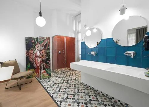 The Maroon Bottle Hotel