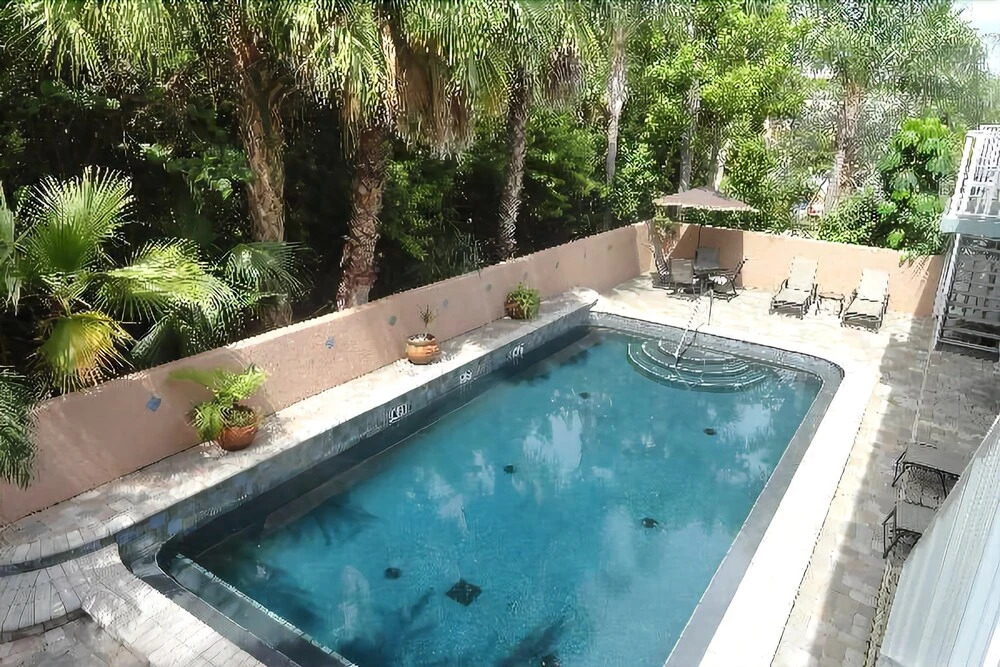 Seabreeze Condo B