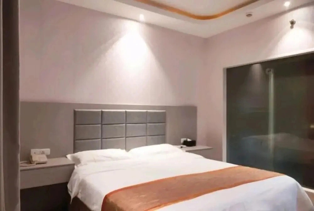 Anshun Xinhua Hotel
