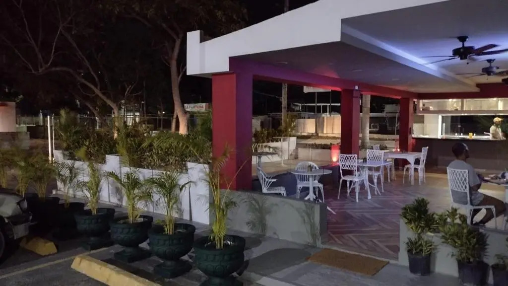 Plaza Coral Hotel