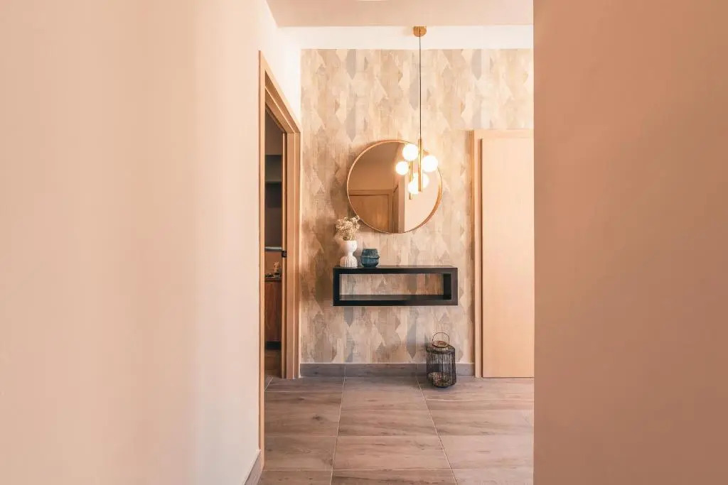 Fully Serviced Apartment at Regatta Living - 8B