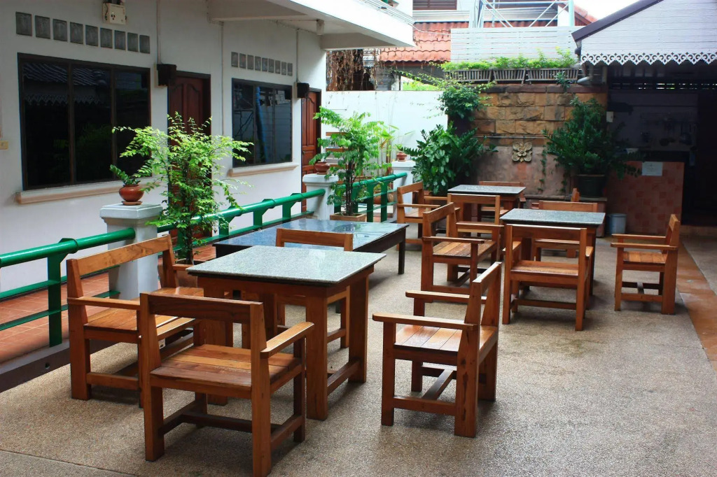 โรงแรมตีฆ้อง - Tri Gong Hotel
