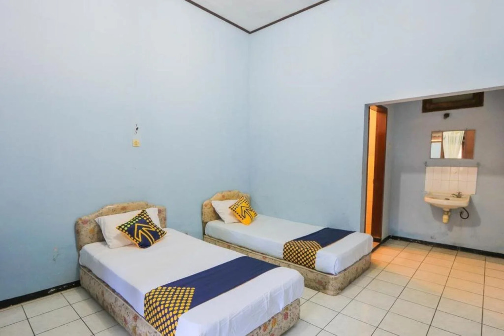 OYO 2465 Hotel Raung View