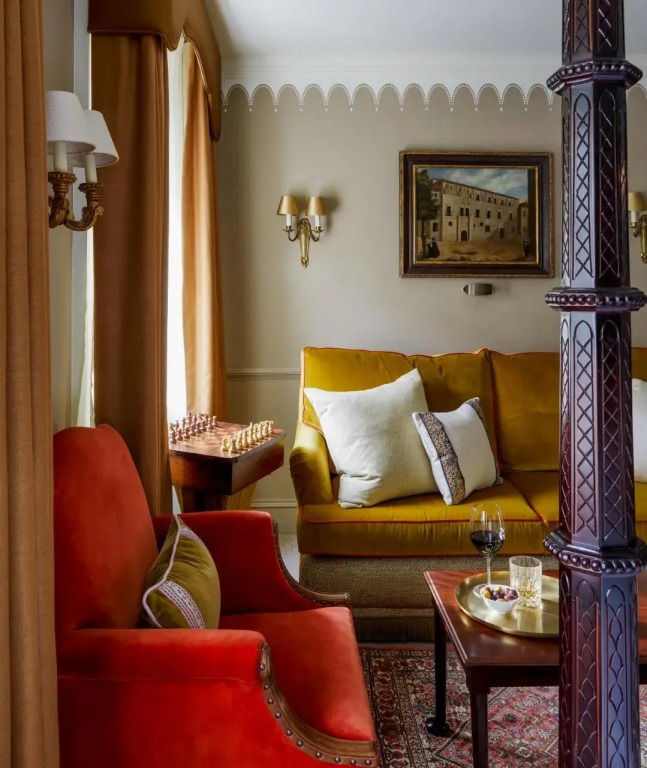 Marble Arch Inn