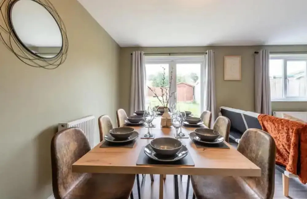 Charming Whitehurst Drive Nest in Manchester