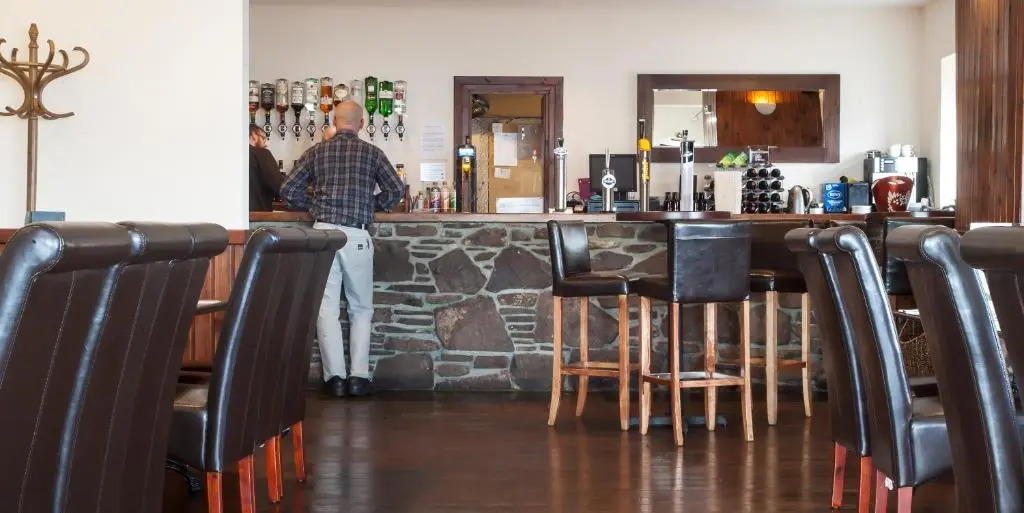 Tuckers Inn