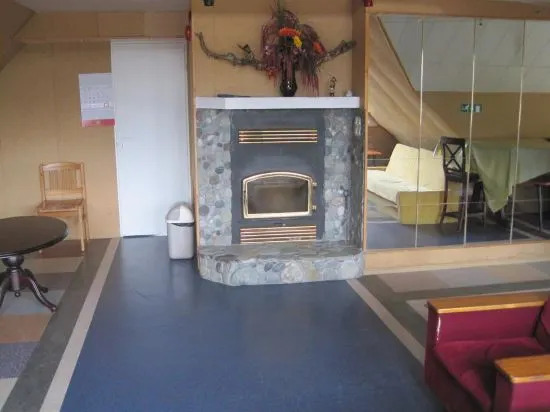 Hostel Allik