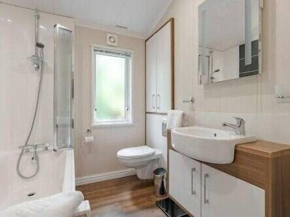 Guelder Rose Lodge - Kelling Heath Holiday Park - 22249