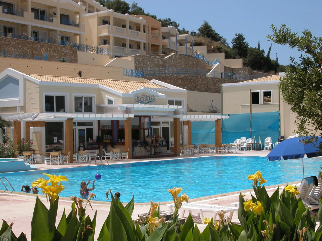 Ithea suites hotel