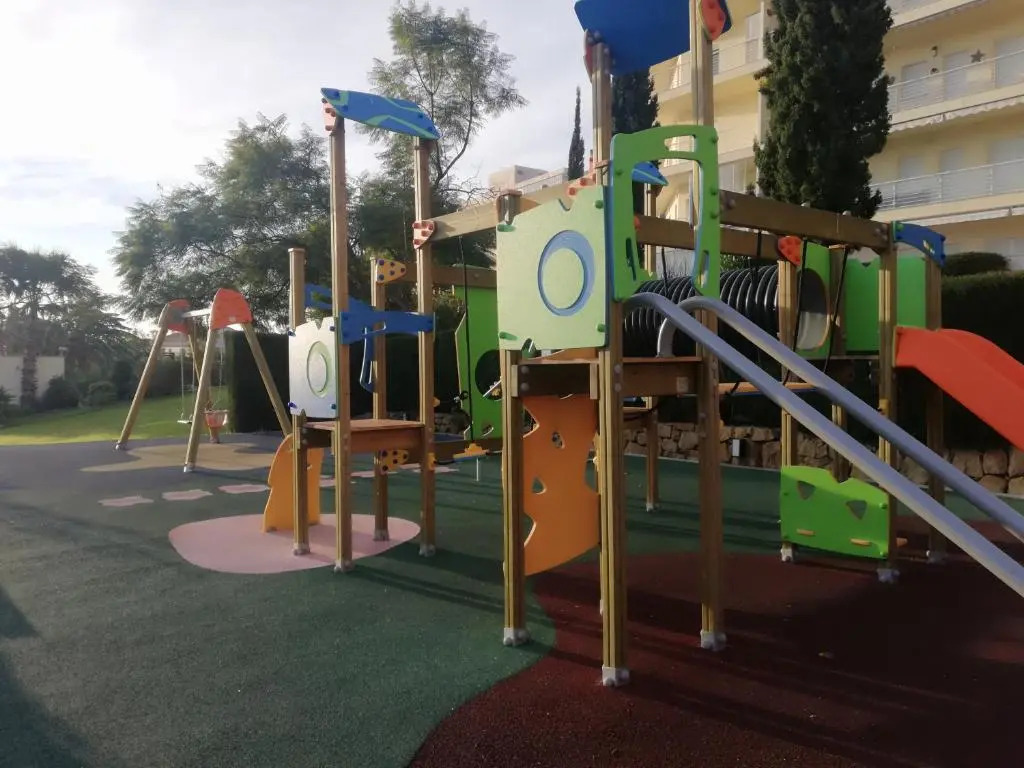Disfruta amplio moderno y luminoso Golf Resort Torrequebrada