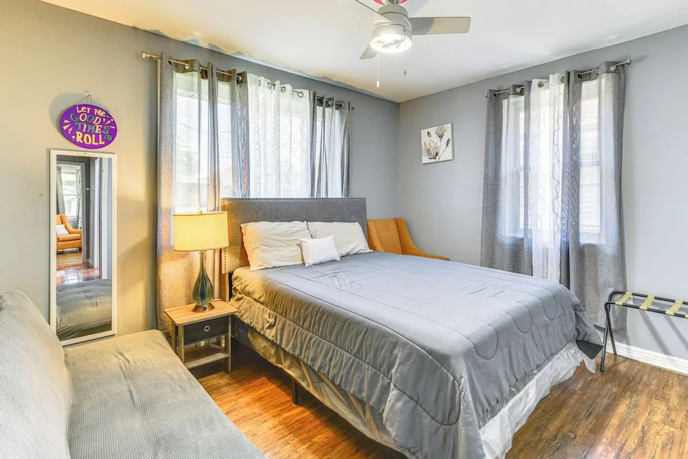 5 Mi to French Quarter: Nola Getaway w/ Patio