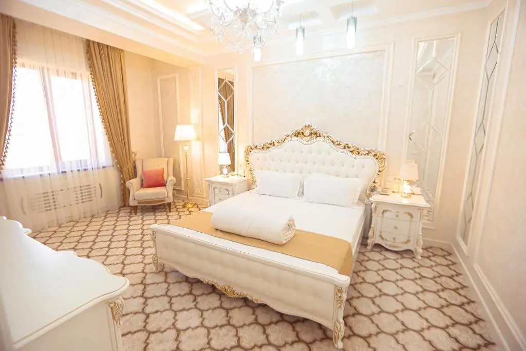 Royal Grand